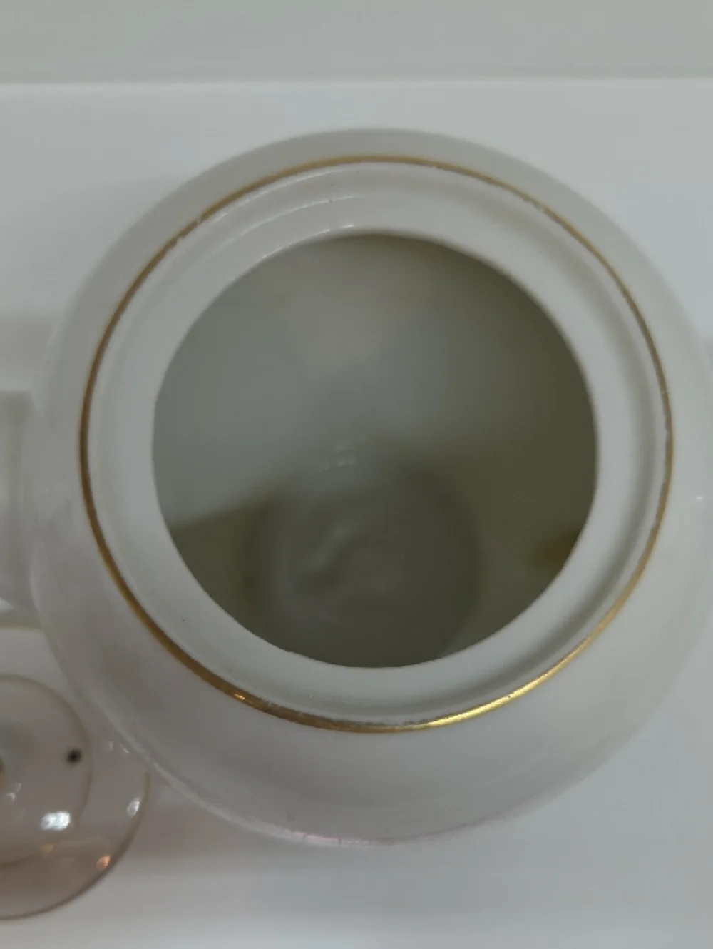 Tea Pot - Picture 7 of 11